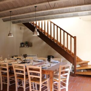 CanBertran_MENJADOR AMB TAULA PARADA 1